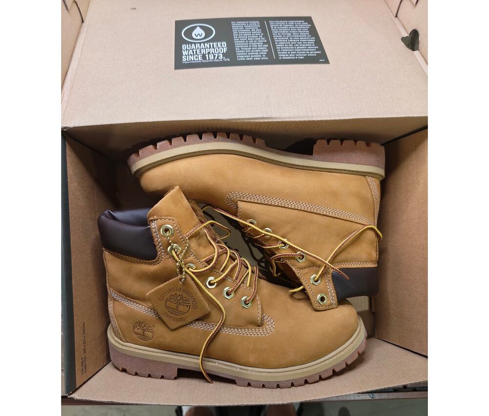 TIMBERLAND Premium 6 inch waterprrof boots Wheat Nubuck sz 6